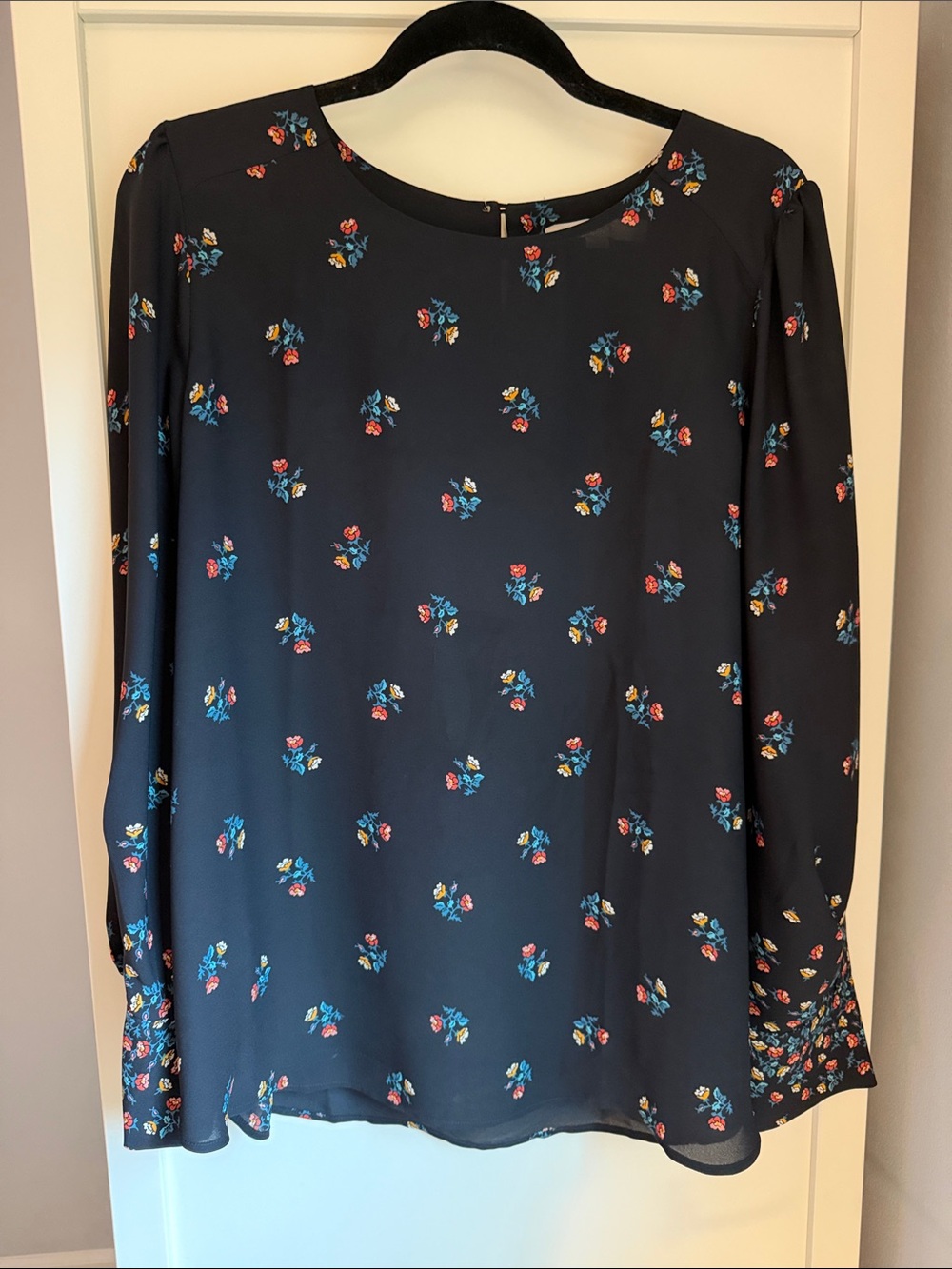 {BUNDLE} - Assorted LOFT Women's Print Blouses - Picture 5 of 15